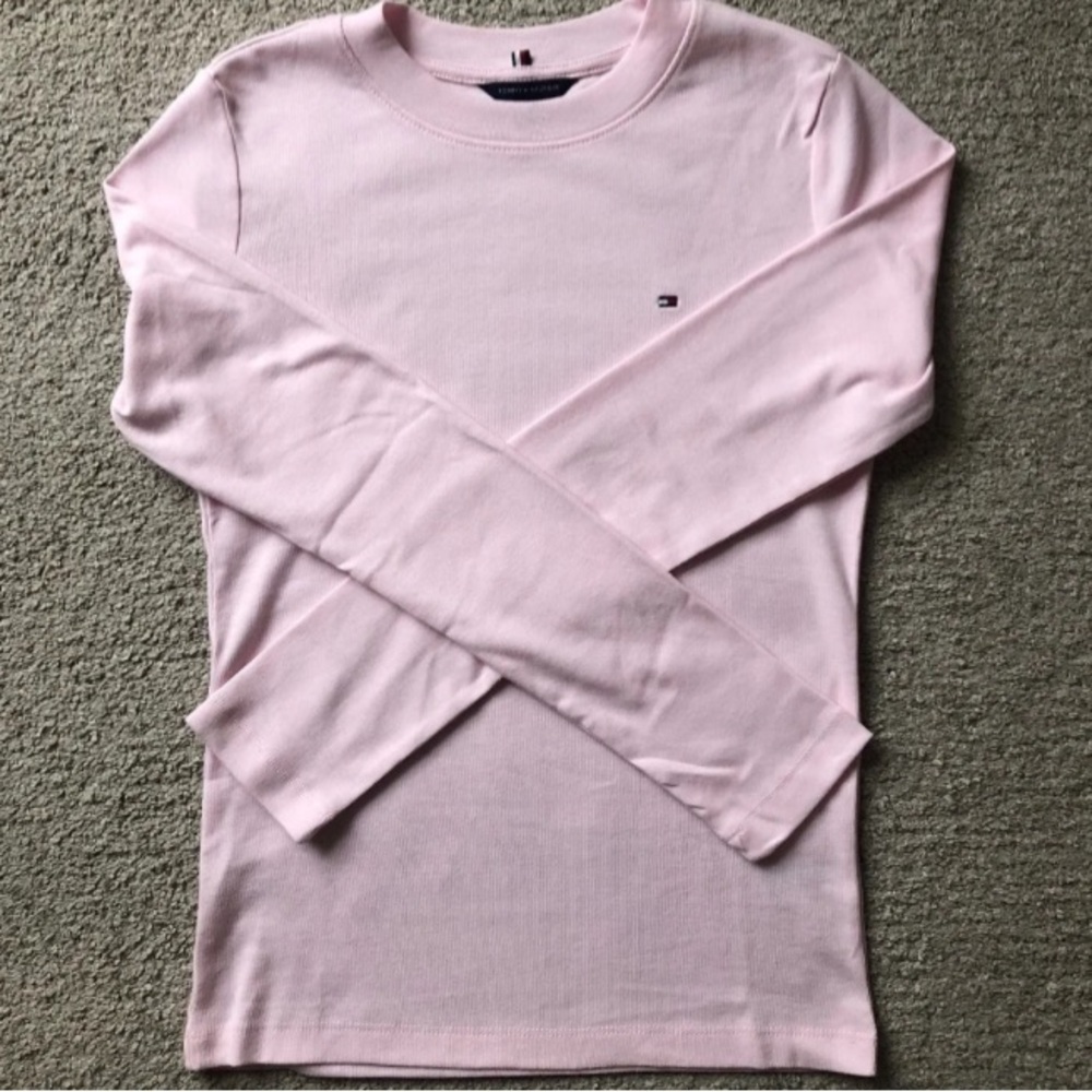 Tommy Hilfiger Pink Long Sleeve Crew T- shirt.NWOT.